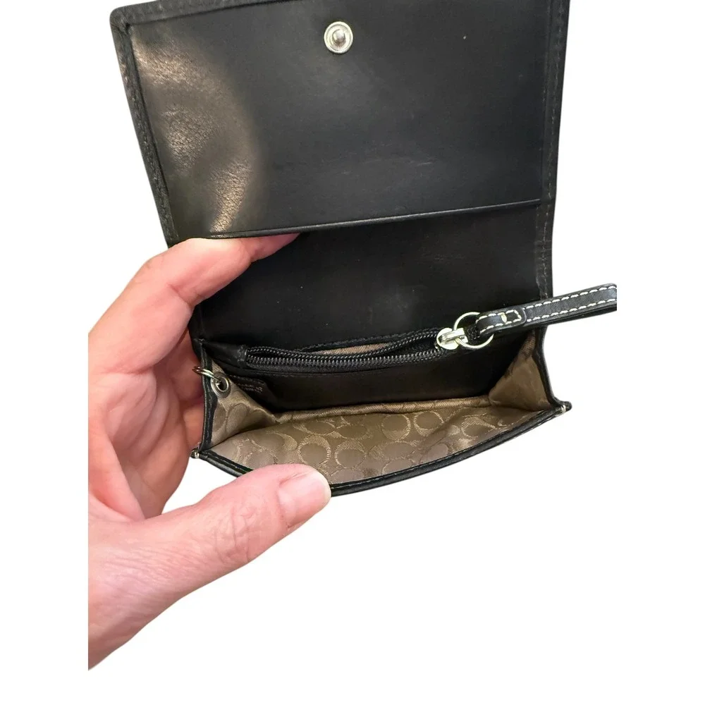 Coach Mini Wallet Keychain Women OS Black Good Leather Contrast Stitch Bifold‎